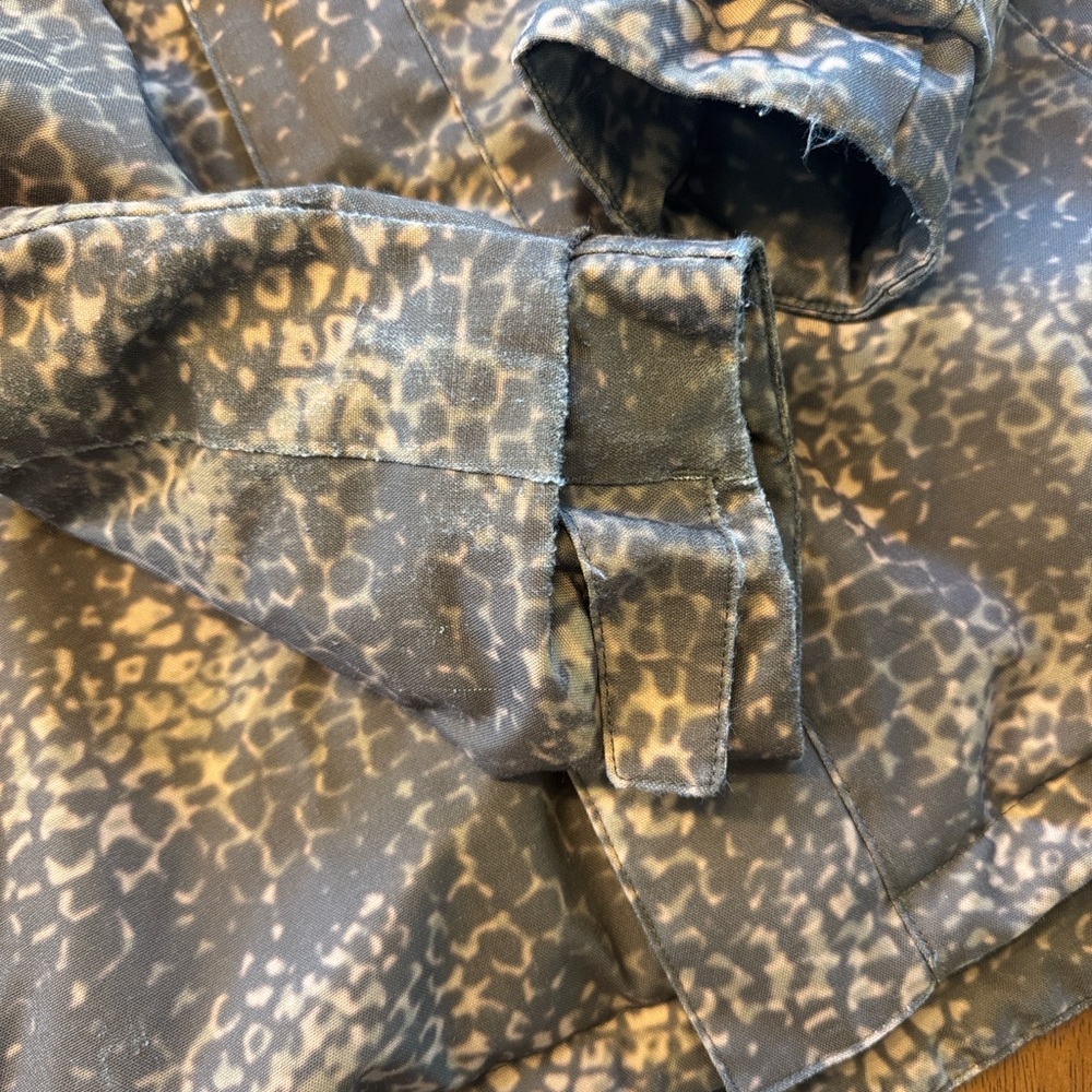 Burton Camo Jacket with Red Patterned Beanie - Picture 3 of 7